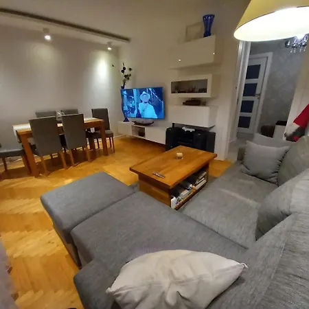 42m2, Minimum 3 Noce! Daire *